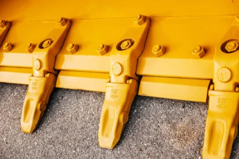 lemiesze_caterpillar_koparki_ładowarki